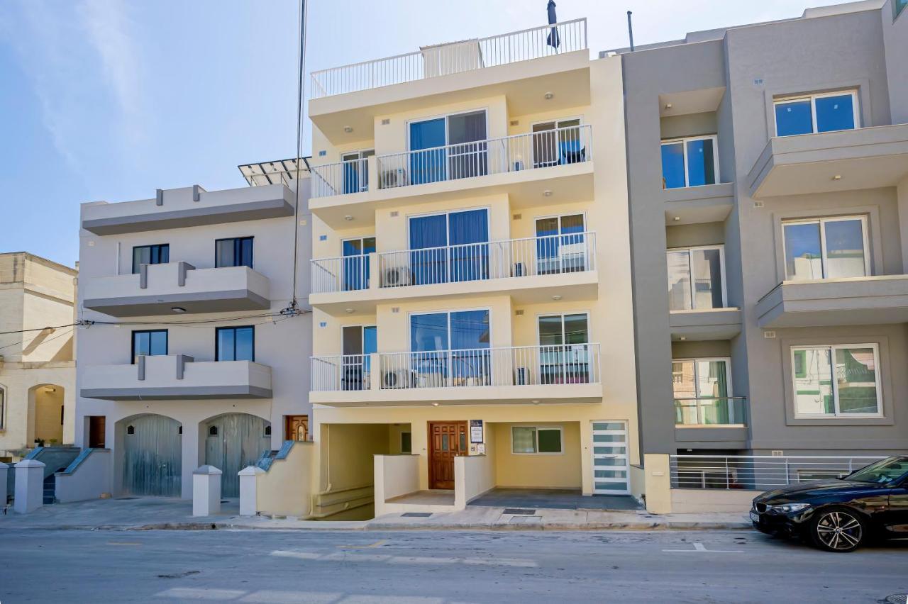 Summer Breeze Apartment With Panoramic Terrace - By Getawaysmalta Mellieħa Exteriör bild