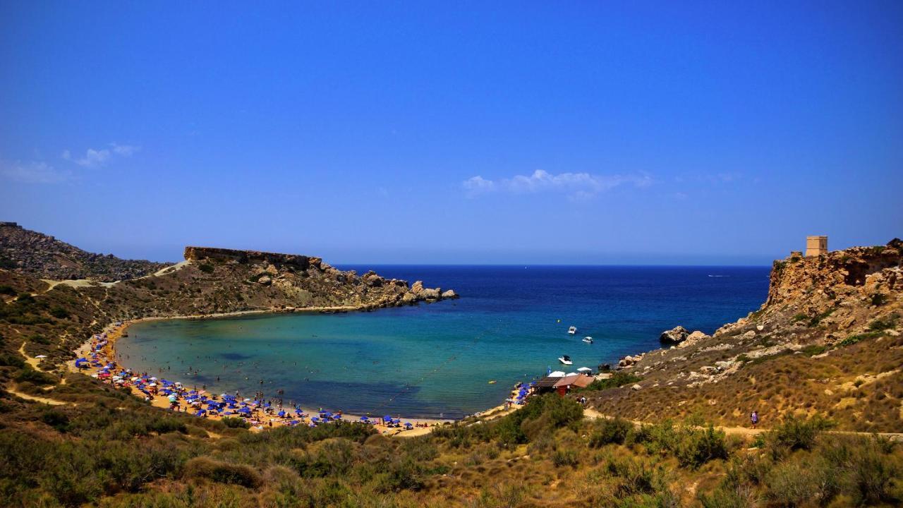 Summer Breeze Apartment With Panoramic Terrace - By Getawaysmalta Mellieħa Exteriör bild